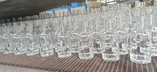 Empty Bordeaux Shape Glass Wine Bottle/Red Wine Bottle/Glass Wine Bottle/Burgundy Bottle